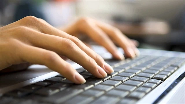 Zabıt Katipliği İçin F Klavye Şart Mı? Zabıt Katipliği İçin F Klavye Şart Mı?
